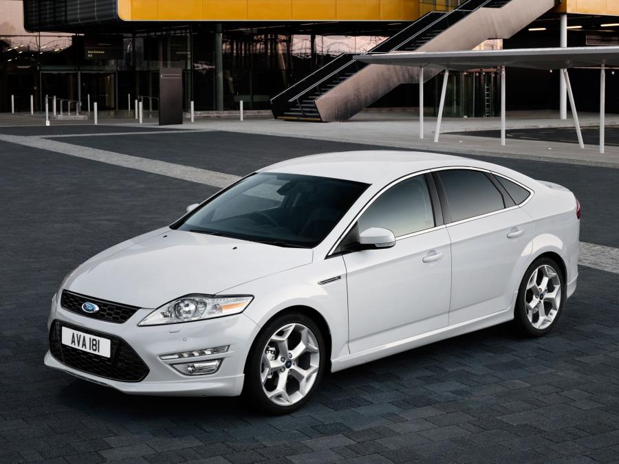  Ford Mondeo Titanium X Hatchback 2010 года  (UK) (фото 5 из 18)